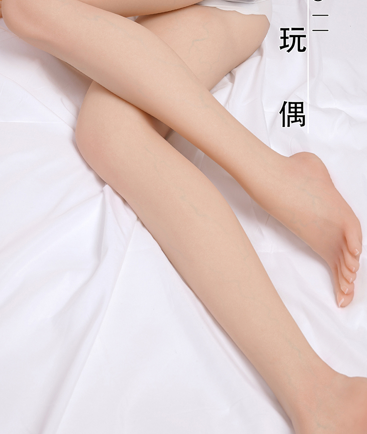 4 Delicate Sex Doll.jpg